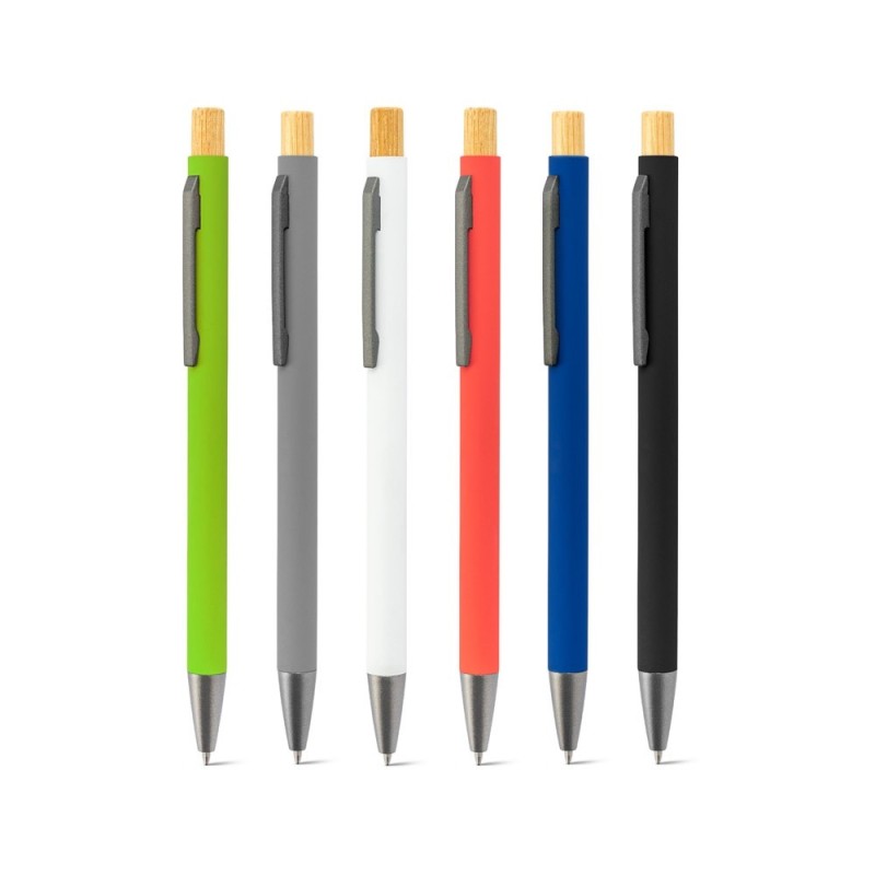 ZYLEN. Stylo à bille en aluminium recyclé (100 % rAL), avec finition en caoutchouc